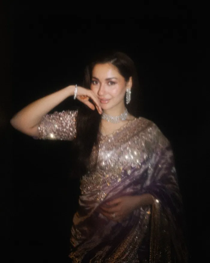 Pakistani Actress Hania Aamir Stuns in a Gorgeous Manish Malhotra Saree